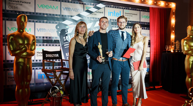 DMC SPAIN – MIT CREATORS